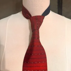 Tommy Hilfiger Man's Silk Tie Red Striped Vintage Designer Classic Cravat Office thumbnail 1