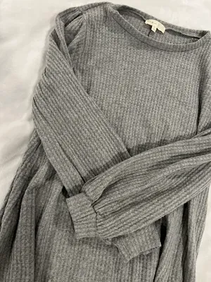 Grey Long Sleeve Too thumbnail 2