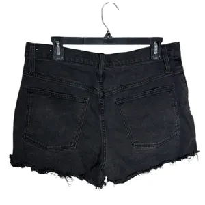 Madewell High-Rise Denim Boy-Shorts in Button Through Edition Lunar Black 32 thumbnail 3