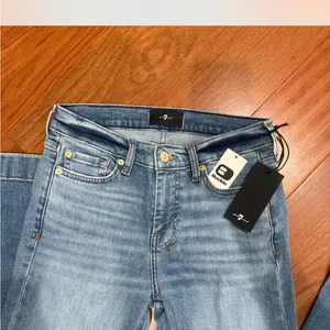 7 For All Mankind Dojo flare jeans in blue denim Prophecy thumbnail 4