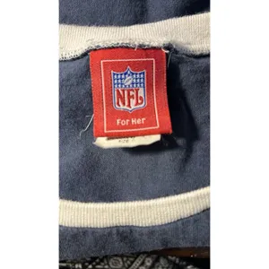 NE Patriots Women's Top XL NFL For Her Football Sports Super Bowl Champions thumbnail 5