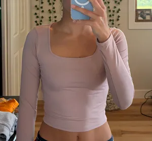 Long sleeve hollister top pink thumbnail 1