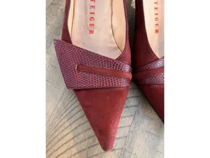 Vintage Walter Steiger Burgundy Suede Pointed Toe Pumps - Size 8 Made in Italy thumbnail 3