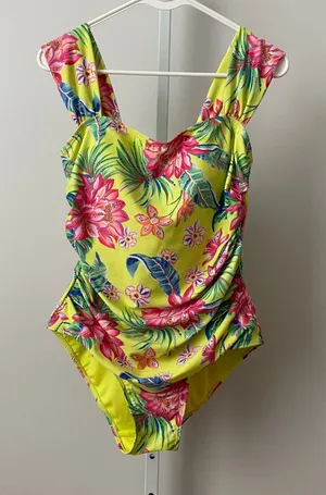 Caribbean Joe L Yellow One Piece‎ Swimsuit Floral Tropical Ruched Swimwear thumbnail 1
