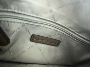 Michael Kors purse thumbnail 4