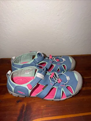 Keen water shoes hiking shoes gorpcore outdoors rafting beach cruise resort thumbnail 3