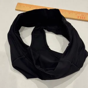 Lululemon Athletic Shorts Womens 2 Black Drawstring Low Rise Hot Yoga Volleyball thumbnail 6