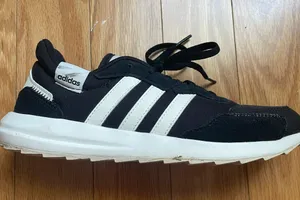 Adidas Black Shoes thumbnail 1
