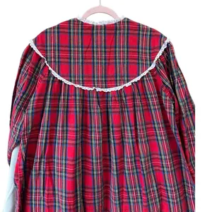 BellePointe Long Nightgown Plaid‎ Flannel Medium Christmas Eyelet Trim Vintage thumbnail 5