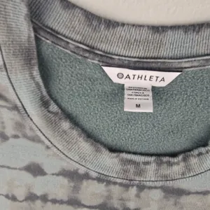 Athleta Coaster Luxe Sweatshirt in Tahiti Minimalist Grey Tie Dye Blue Women's M thumbnail 6