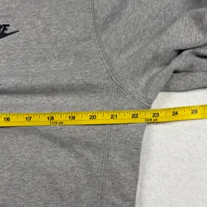 Nike Sportswear Crewneck Sweatshirt Women’s Medium Gray Swoosh thumbnail 7