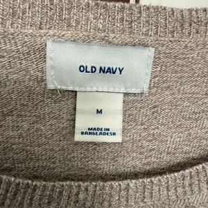 Old Navy brown Sweater size medium thumbnail 3