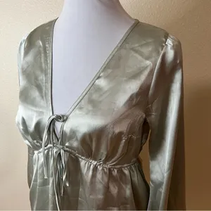 Abercrombie & Fitch Silver Sage Green Tie Front Satin Peplum Blouse SMALL thumbnail 2