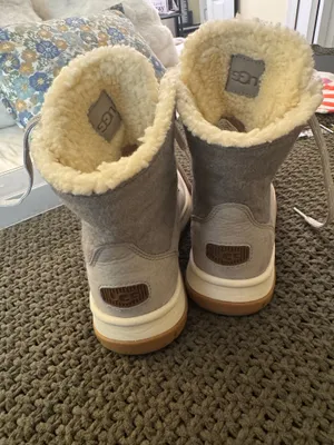 UGG Lakesider Heritage Mid-Ankle Boots thumbnail 4