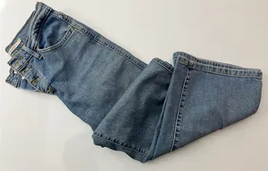 Levi’s • Mile High Wide Leg Crop Blue Jeans thumbnail 1