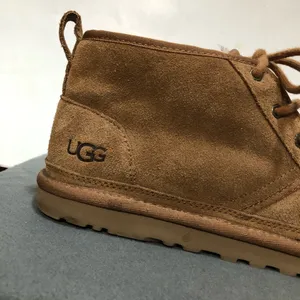 UGG Women’s Neumel Chukka Boots thumbnail 2
