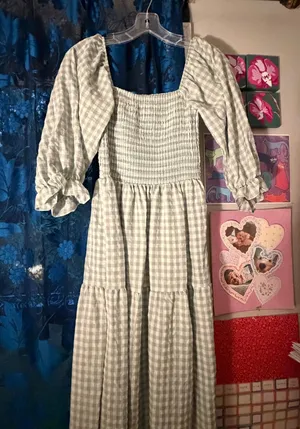 Green and White Gingham Whimsical Dress 🌸🌷🌟 thumbnail 1