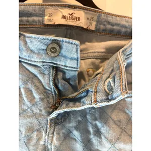 Hollister Diamond Quilted Rhinestone Jeans Size 3R Light Wash Indie Sleaze Y2K thumbnail 7