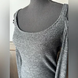 Hollister Charcoal Knit ribbed cold shoulder long sleeve soft Dress Euc medium thumbnail 6