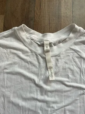 Lululemon Top thumbnail 2