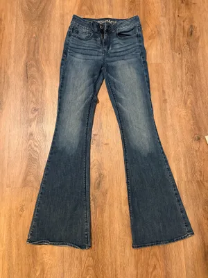 American Eagle Flare Jeans thumbnail 1