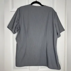 FIGS Womans Catarina One-Pocket Scrub‎ Top Gray Size XL thumbnail 2
