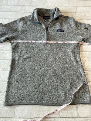 Patagonia Woman’s Gray Quarter-Zip Fleece Pullover Outdoor Size Medium thumbnail 7