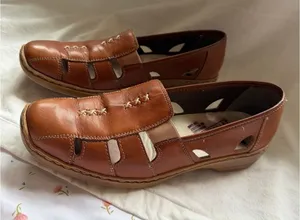 Rieker Antistress Women's Brown Leather Slip‎ On Comfort Shoes Size 41 thumbnail 1