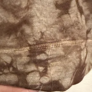 American Age 🐻🐻🐻3 for 12$🐻🐻🐻Brown Tie-Dye Cold Shoulder Women's Top-medium thumbnail 6