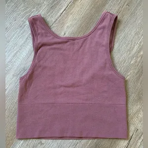 Banana Republic Workout Ribbed Fitted Crop Tank Top Mauve Purple Size XS thumbnail 1