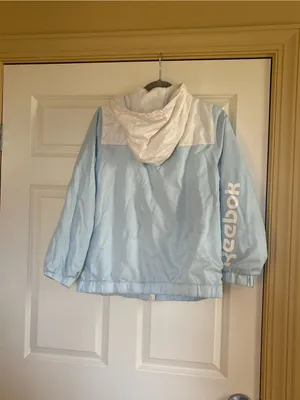 Reebok Light Blue & White Hooded Puffer Jacket thumbnail 5