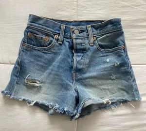 Jean Shorts thumbnail 2