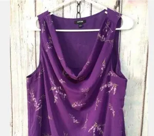 Apt 9 Sz L Gorgeous Sleeveless Purple Floral Blouse Top Flowy & Flattering thumbnail 2