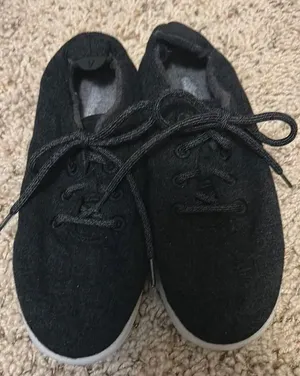 Allbirds Wool Runners Black White Women US 10 Merino‎ Sneakers WR W10 thumbnail 1