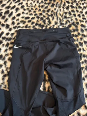 Nike Leggings thumbnail 2