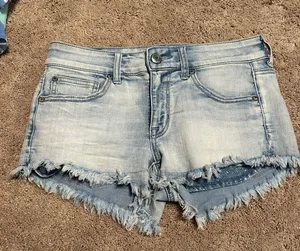 American Eagle jean shorts thumbnail 1