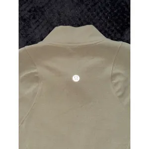 Lululemon Women's Define Olive Green Full Zip Jacket‎ Nulu Size 6 thumbnail 5
