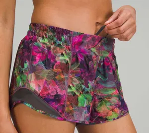 Lululemon Hotty Hot 2.5" thumbnail 1