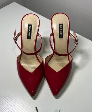 Nine West Red Patent Leather Pointed Toe Mary Jane Stiletto Heels Womens Size 7M thumbnail 1