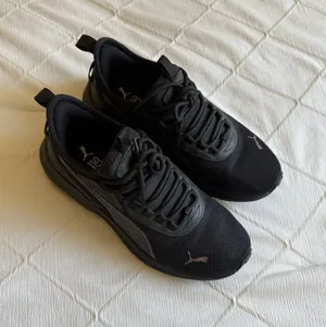 Puma Womens Athletic Sneakers thumbnail 1