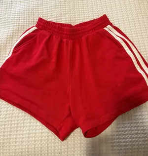 Old Navy Shorts thumbnail 1