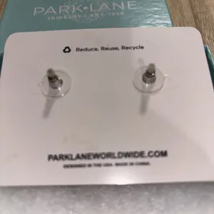 Park Lane Crepe Earrings Silver-  Posts thumbnail 3
