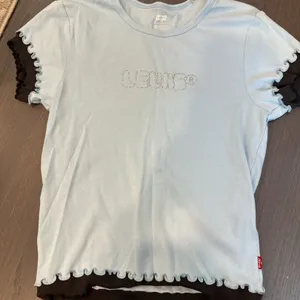 Levi's Rhinestone T-Shirt thumbnail 1