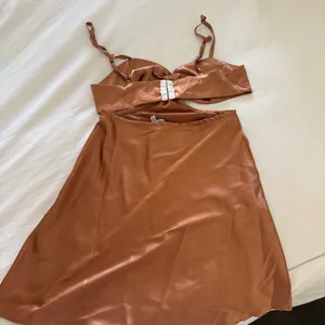 Sun & Moon satin Dress thumbnail 5