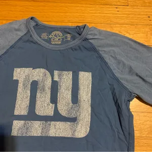 New York Giants NFL Retro Sport Authentic Premium Tee Women’s Blue Medium thumbnail 4