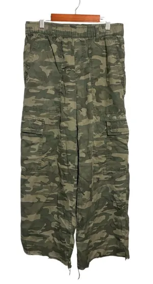SANCTUARY Camo Cargo Pants thumbnail 1