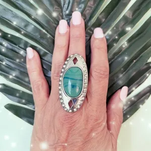 Ladies Cocktail Costume Jewelry Ring Silver Tone Band Faux Turquoise Adustable thumbnail 1