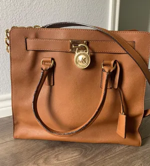 Michael Kors Hamilton Tote thumbnail 1
