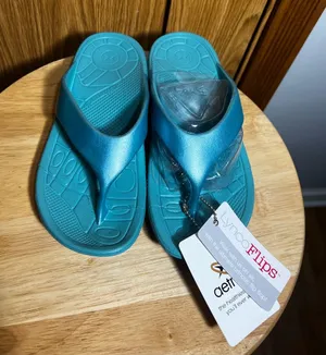 Aetrex Teal Women's Comfort Flip Sandals thumbnail 1