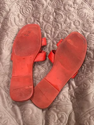 Bold Red Women's Slide Sandals with Cross-Strap Design thumbnail 2
